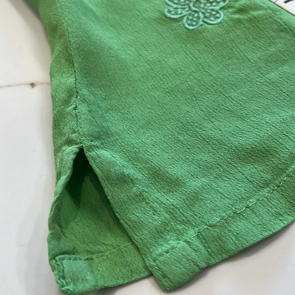Worn once beautiful Lime Green Blouse by Together! Size 8 - Picture 14 of 16
